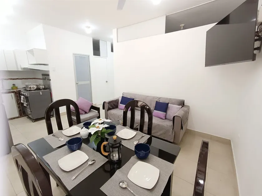 Air Conditioning/First Floor/Street Door/High Wi-Fi. - Image 1