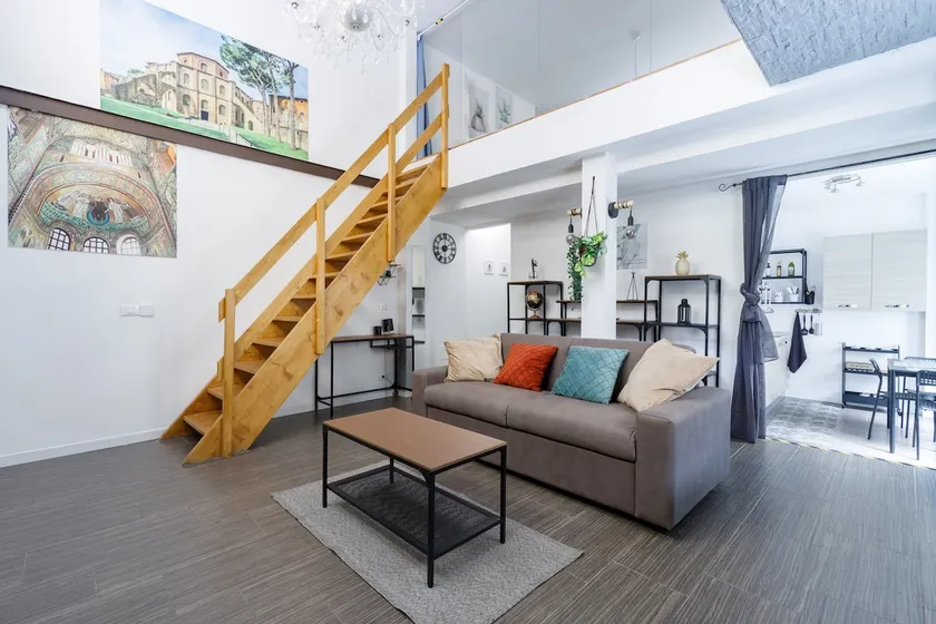 Alighieri Loft [Downtown] - Image 1