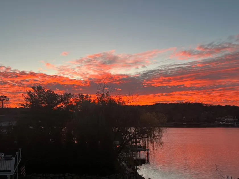 Amazing View Lake Retreat - Image 1