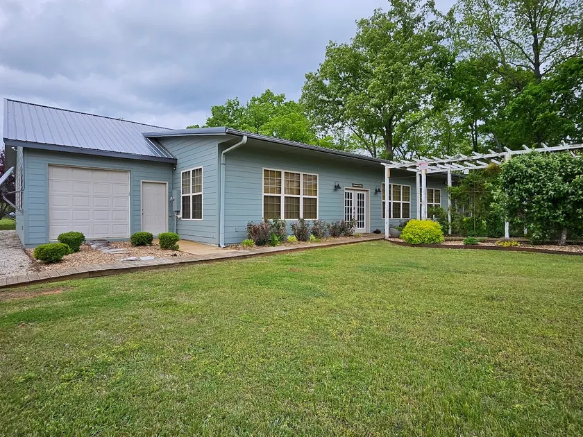 Rivers Edge of Hardy, Arkansas - Image 1