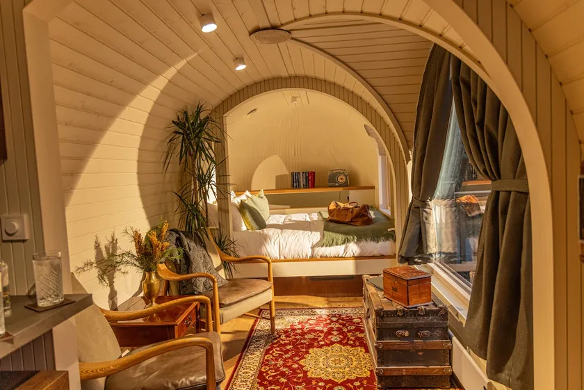 Bramble Cabin | Romantic Hideaway with Hot Tub - Image 1