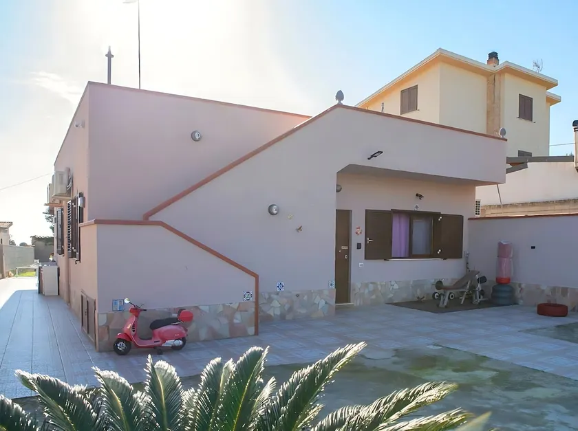 House Scala dei Turchi temples] Welcome to the South - Image 1