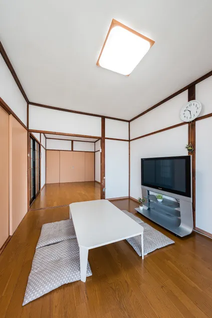 Conveniently located 100 m from the west exit of Aomori Station! Ideal as a base for getting around Aomori Prefecture - Image 1