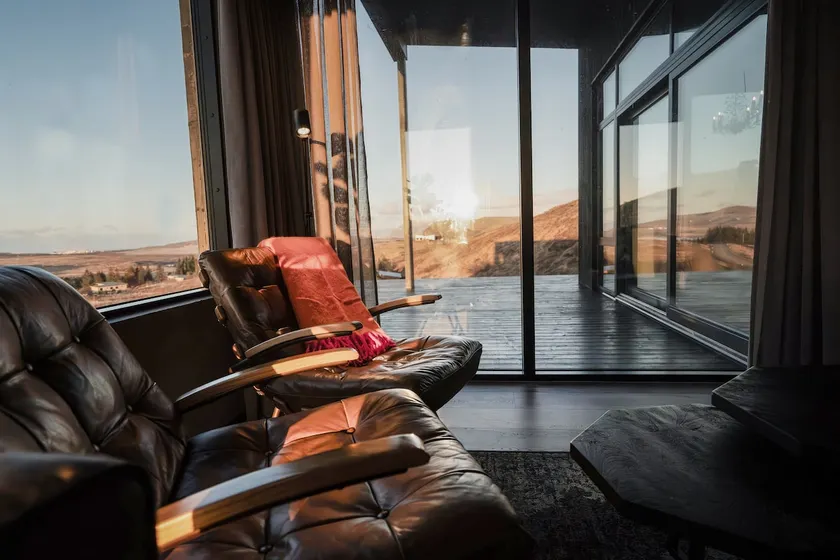 Black Diamond Villa - Image 1