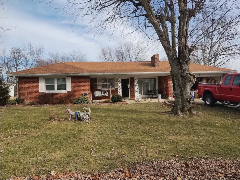 Momma's House - Image 1