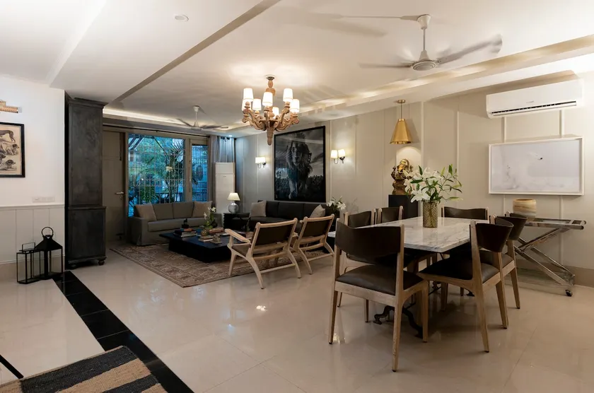 R6 Blissful Bangalow - Image 1