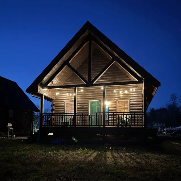Doc's Place at Rough River - Image 1