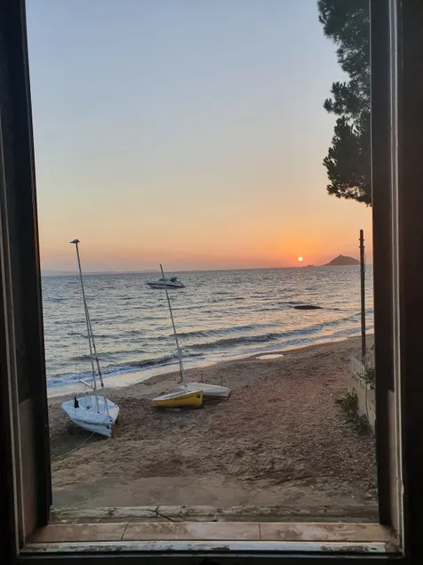 Beach house - Image 1