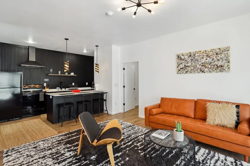 The Mountain View Penthouse in the heart of downtown White Salmon, loft 18 - Image 1