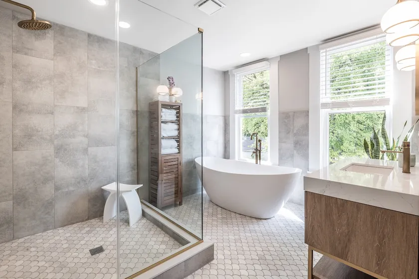 The Prescott- Bold Luxury. Historic Charm. - Image 1