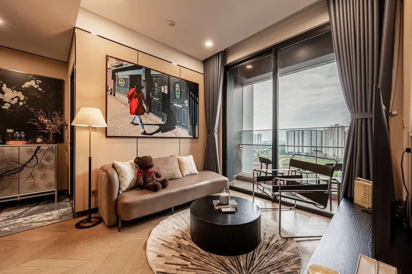 Lumiere Classical hiend 1BR apartment by Raymond - Image 1