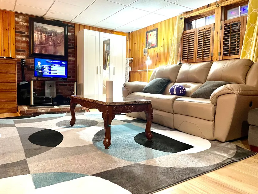 Traveler's home - Image 1