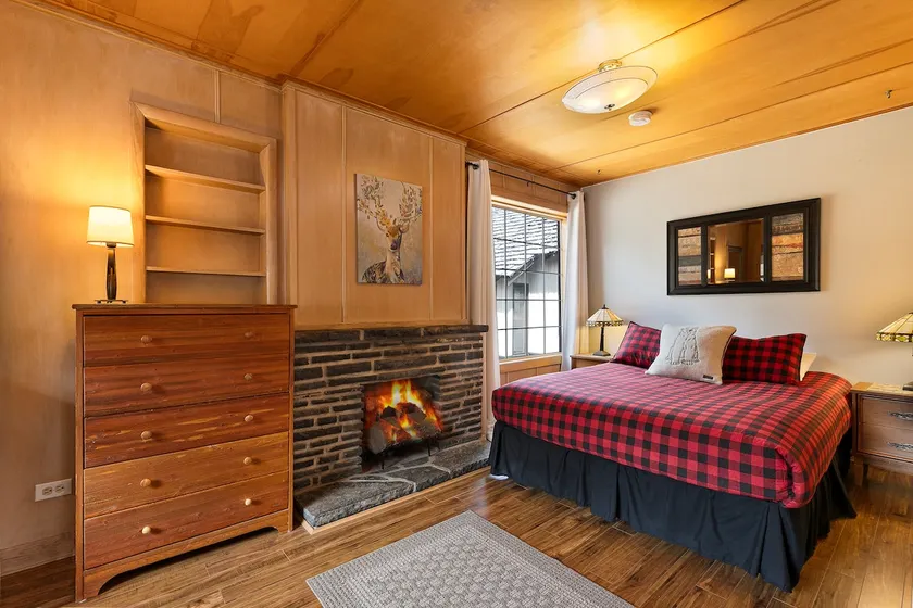 Elkhorn Lodge 1 Bedroom (Cascade Cabin) - Image 1