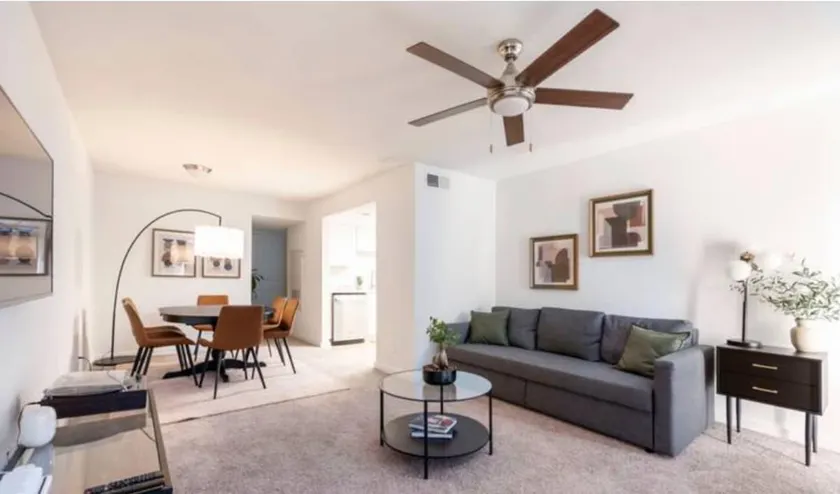 NEW King Suite on SoLa, Fully Stocked, Pool + Gym - Image 1