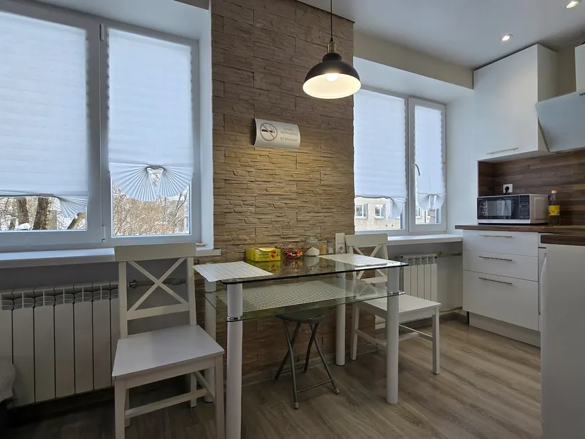 Madise Avenue apartment - Image 1