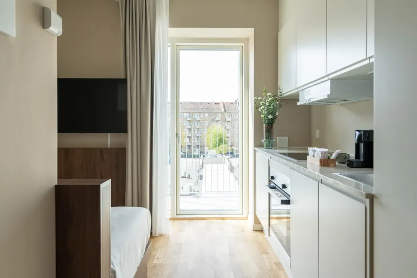Numa | M Studio with Kitchen, Balcony & Single Bed - Image 1