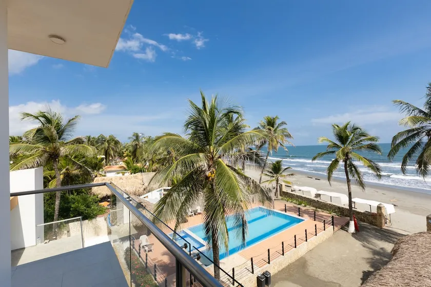 Luxury duplex with an ocean view - Image 1