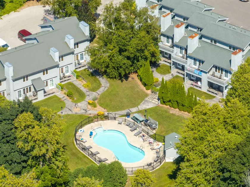 Evergreen Hill B Condo with New Shower - Image 1