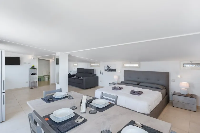 Loft 150m from the sea with terrace + sea and mountain views - Image 1