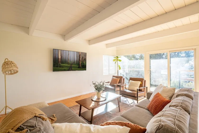 Elevated Mission Hills Oasis: 4BR Balconies Views - Image 1
