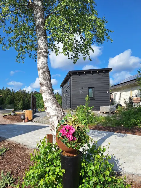 Stay in a detached house on a plot - Image 1