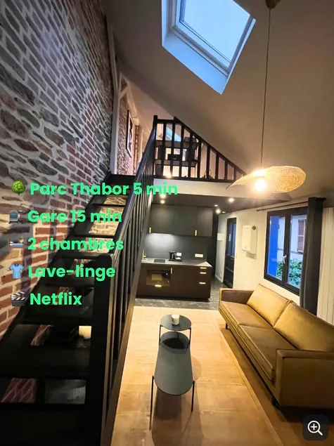 Entire 2-bedroom house in Centre Thabor, Rennes - Image 1