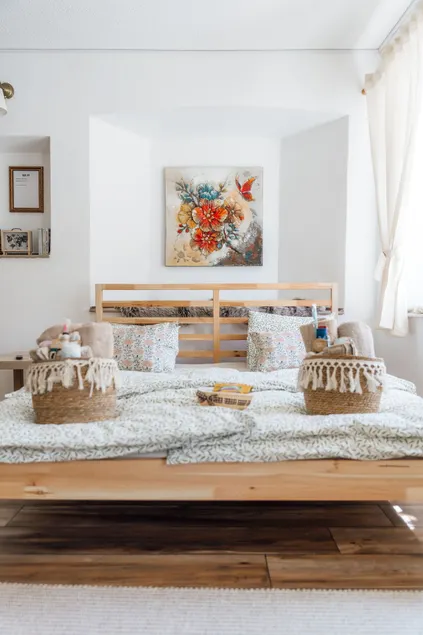 Bright Modern Apt | for 4 people | Mountain view - Image 1