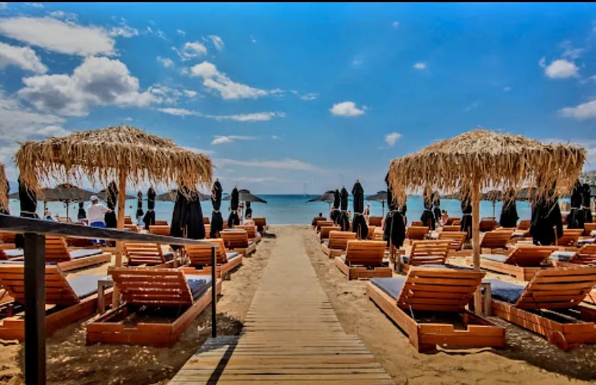 Varkiza Seaside Apartment - Image 1