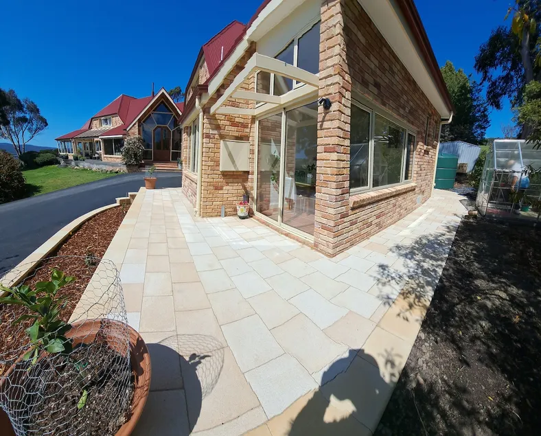 Rikndor Cottage - Image 1