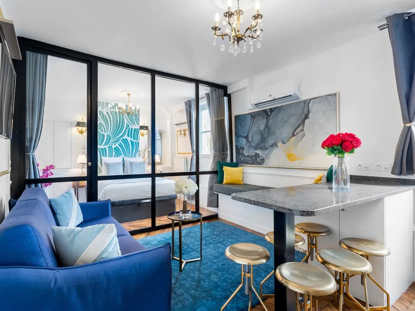 Merveil - Luxury Suite - Champs Elysees - Royale I - Image 1
