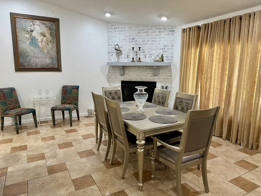 Beautiful two Bedroom house - Image 1