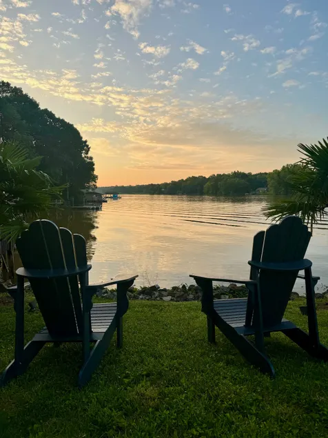 Peaceful Lake Wylie Escape! Fire Pit + Kayaks - Image 1