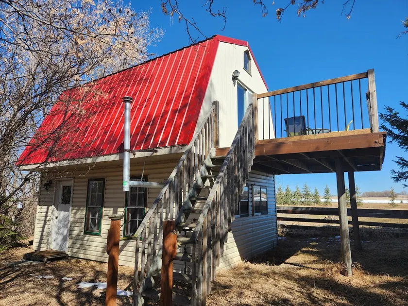 Cozy cabin on beautiful Fairfolk Farm - Image 1