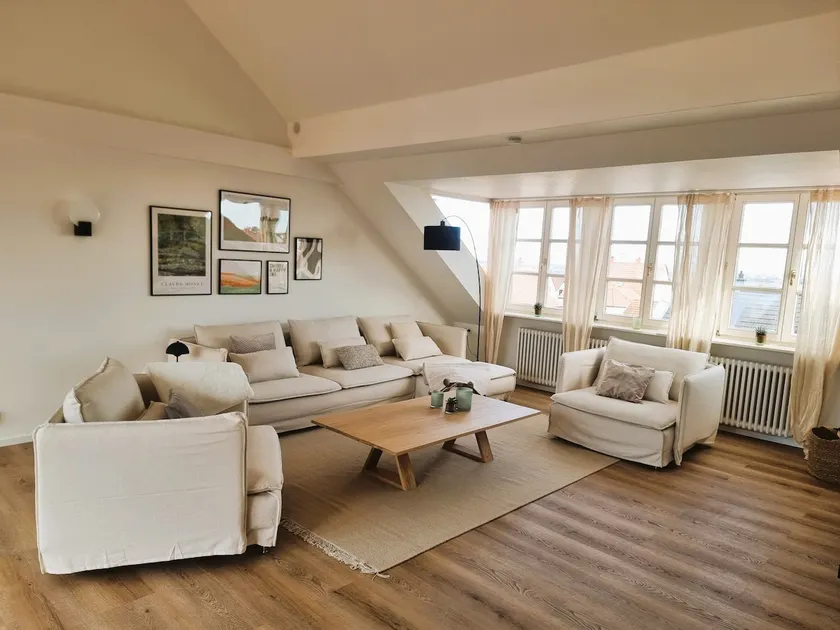 Holiday Home with Sauna, Views & Space for 7 - Image 1