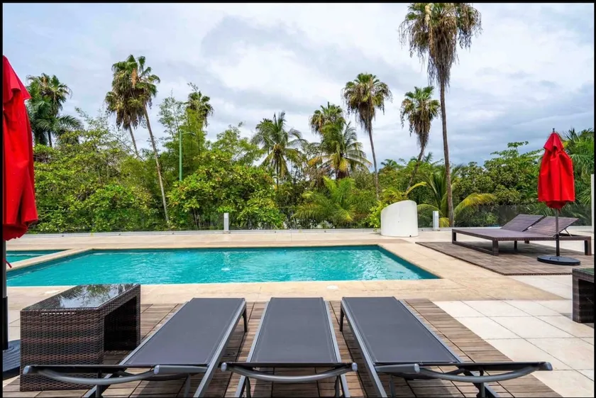 Feel at home in paradise - Image 1