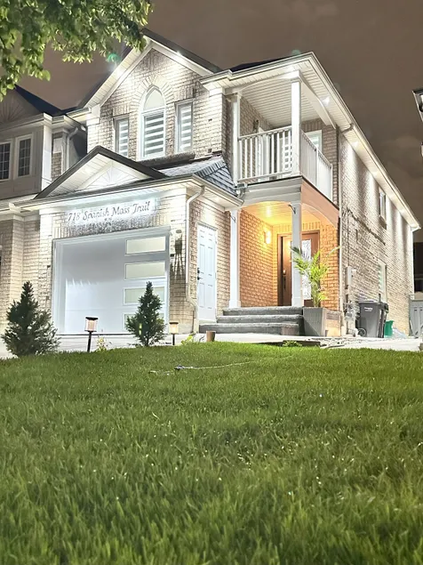 Modern 4BR Home|Train+Airport+407|Patio|2Parking - Image 1