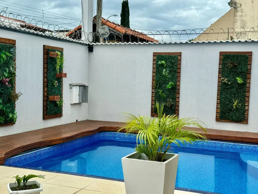 Beautiful house and very close to the tourist centers! - Image 1