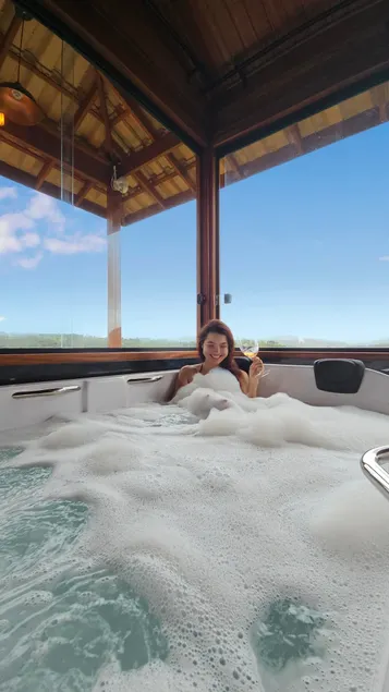 Khaya Chalets 01: Luxury Chalet in the Mountains with Hydro - Image 1