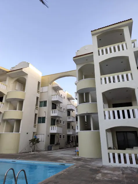 4th floor apartment, ocean view - Image 1