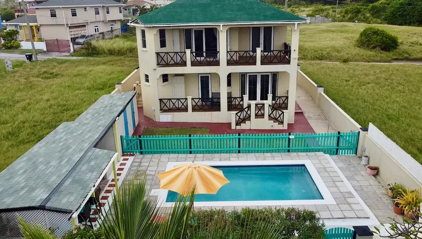 Lailamar Villa, Ocean view, Pool & AC - Ground Floor - Image 1