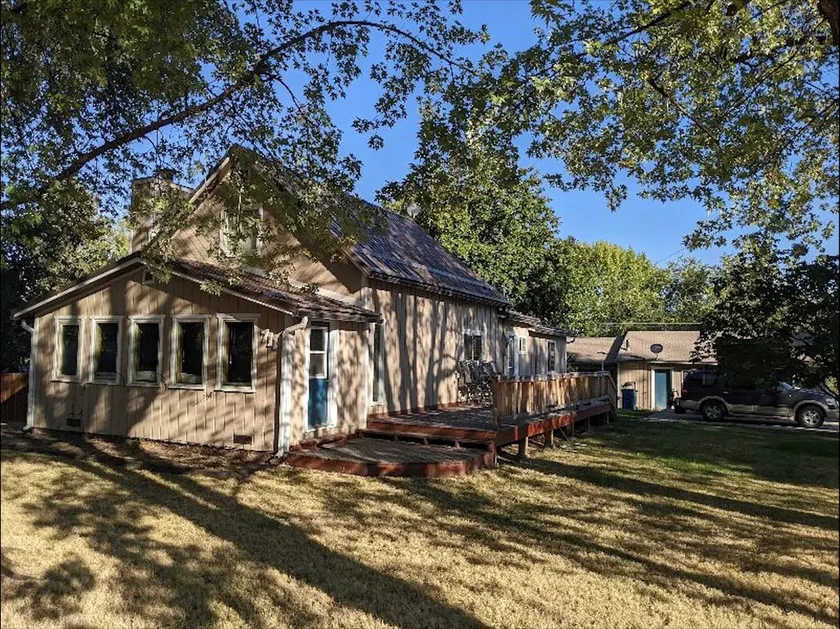 Lazy Seagull Lodge - Image 1