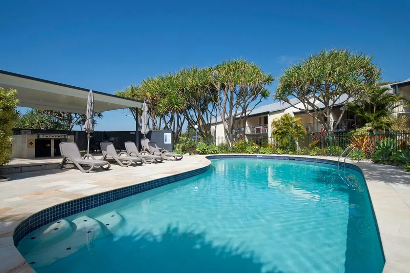 Beach Breakers Resort - Image 1
