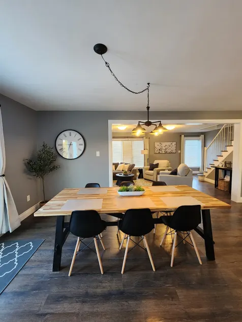 3BR Spacious Home - KING BED - Image 1