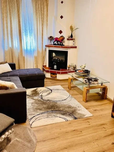 Feel-good apartment in the south - Image 1