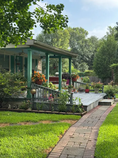 GiGi's Garden House - Image 1