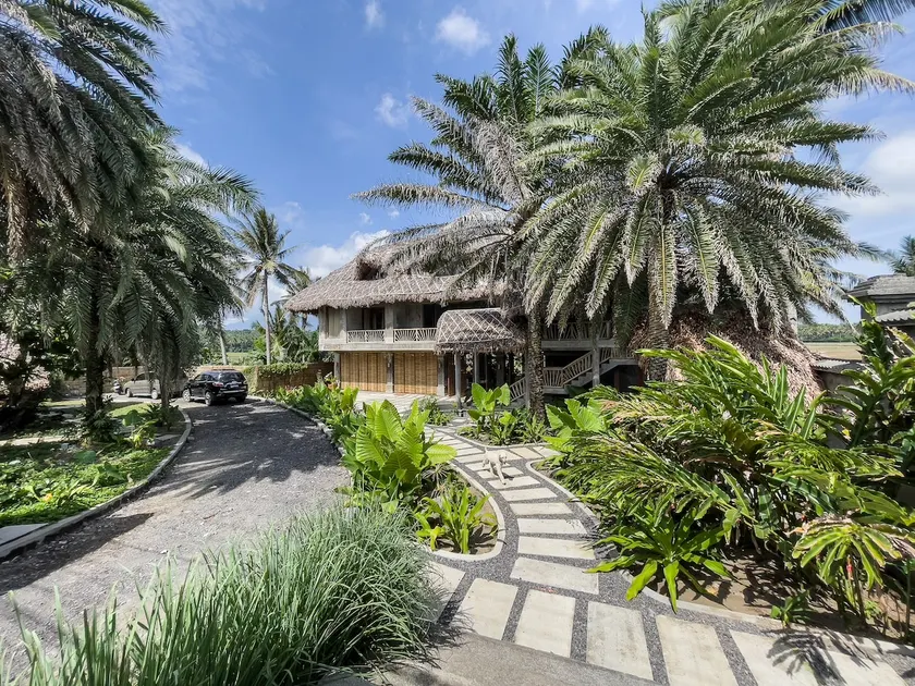 Baia Nest Villa 2nd FLOOR and LOFT within Self-Service Villa Near the Beach, Pet Friendly with a Fee - Image 1