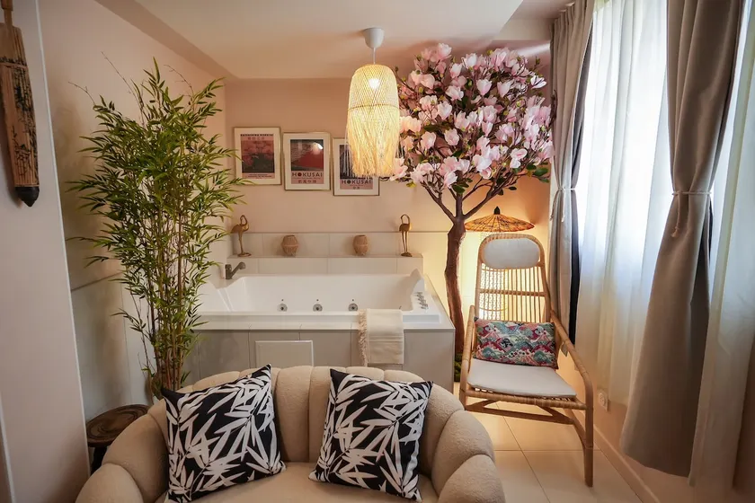 Spa under the Mokuren – Zen getaway in Blois - Image 1