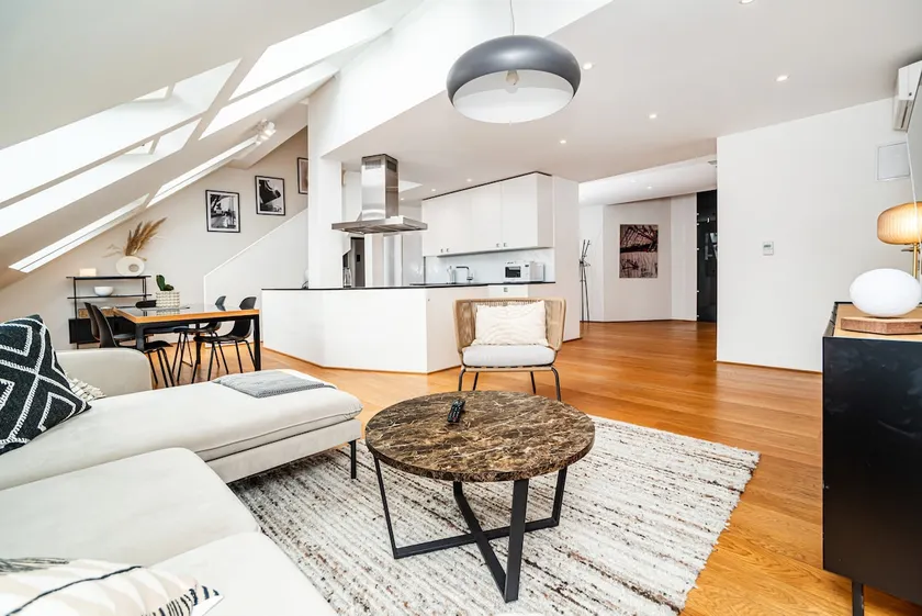 Luxurious 3bed very spacious apt in the best area - Image 1