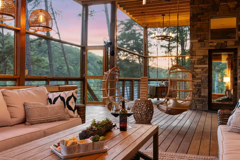 VIEWS! Decks, Hot Tub, Game Room, Theater, Dock! - Image 1