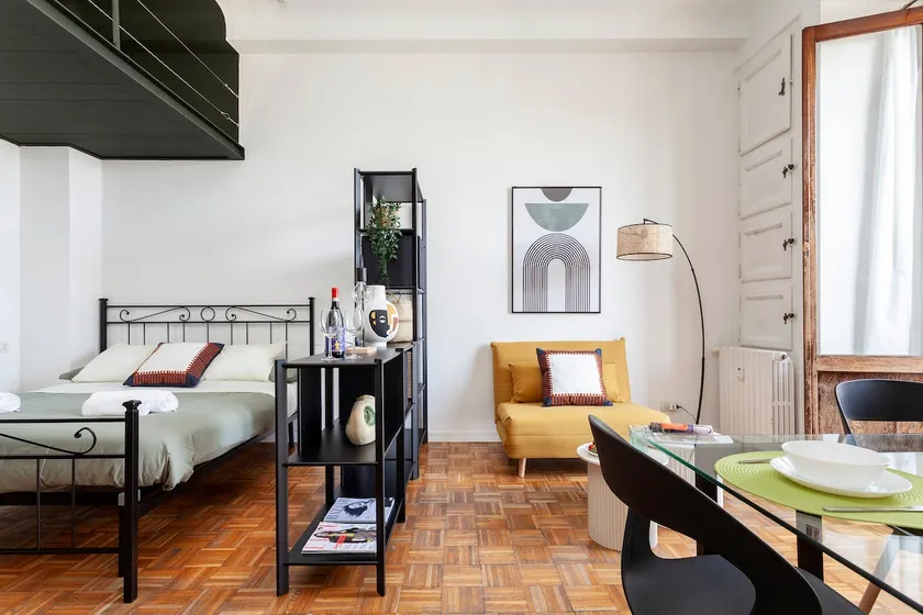 [Loft Cielo] Central Station • 10 min to Duomo - Image 1